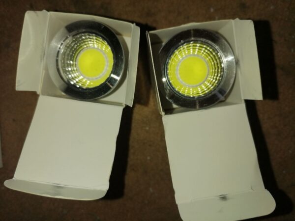 Лампа для прожектора LED 10W 6000K 12v цоколь MR16